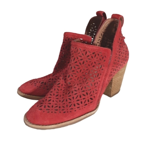 Jeffrey Campbell Red Suede Cut Out Ankle Boots Western Block Heel Bootie… - Picture 11 of 11